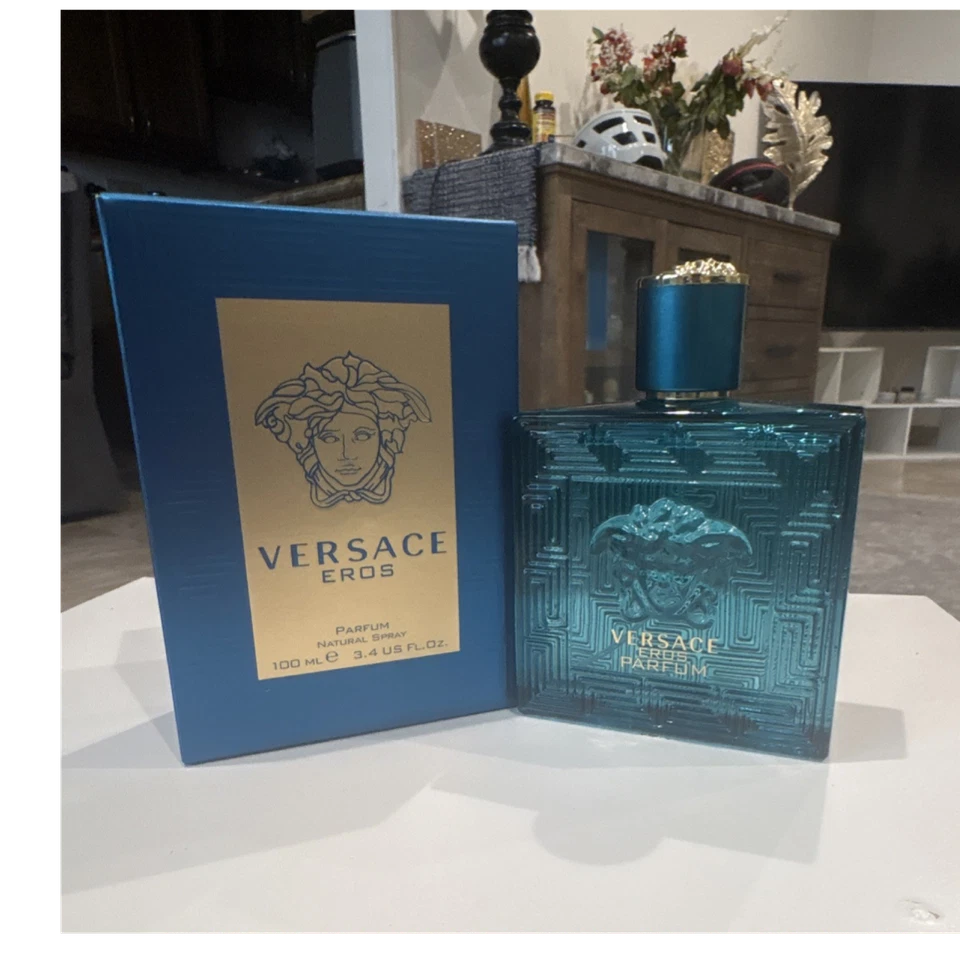 Versace Eros Eau de Toilette Spray for Men 100ml (3.4 fl oz)