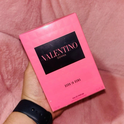 Valentino Donna Born In Roma Eau de Parfum Spray for Women 3.4 fl oz